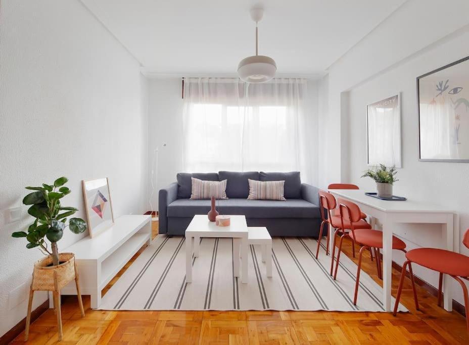 Apartamento Maura 2 Dormitorios Oviedo Dış mekan fotoğraf